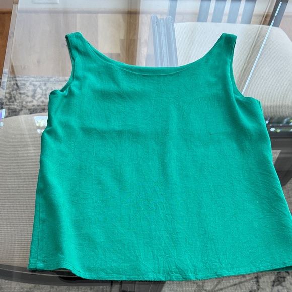 Emerald Green Women's Tank Top 100% Silk - Picture 1 of 3